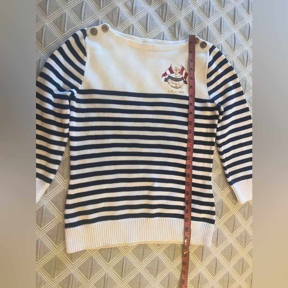 Lauren Ralph Lauren white and blue stripped Sweater with Embroidered Crest M - Picture 6 of 12